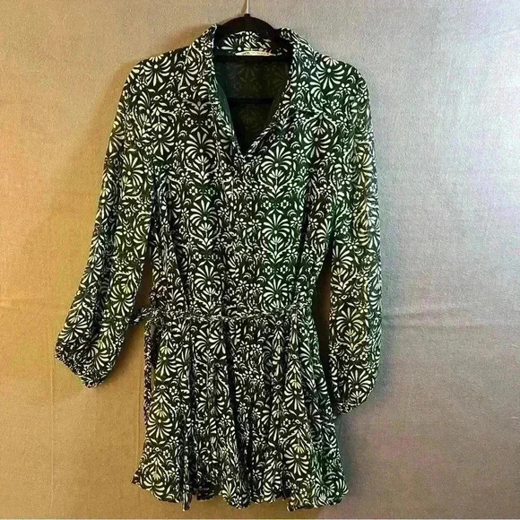 Zara Green Floral Chiffon Belted Long Sleeve Button Full Shirt Dreas size Large - Picture 2 of 7